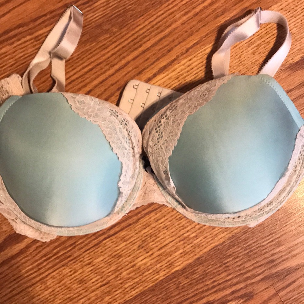 Victoria Secrets Bra